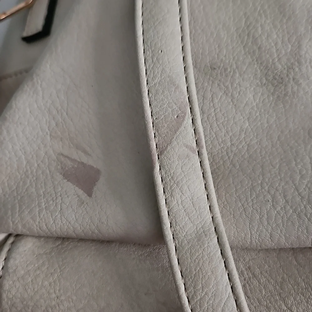 Floral Embroidered Cream Backpack - Picture 3 of 5